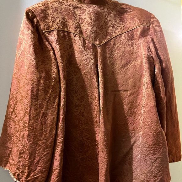 Vintage bed jacket in orange/rust. Size 38B. Has some damage due to age. - Picture 8 of 10